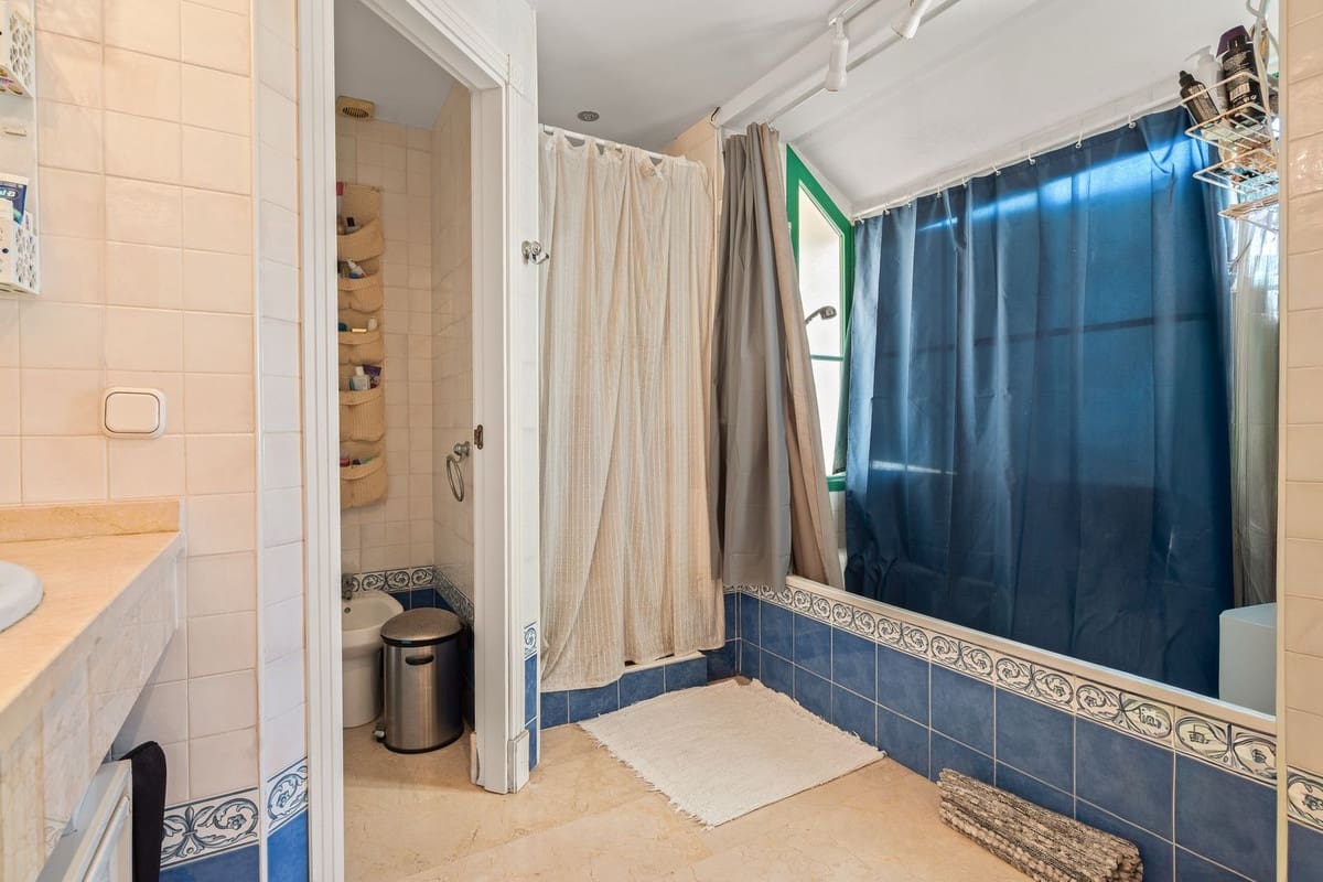 3 quarto Penthouse para venda em Bahia de Casares com piscina - 490 000 € (Ref: 10124995)