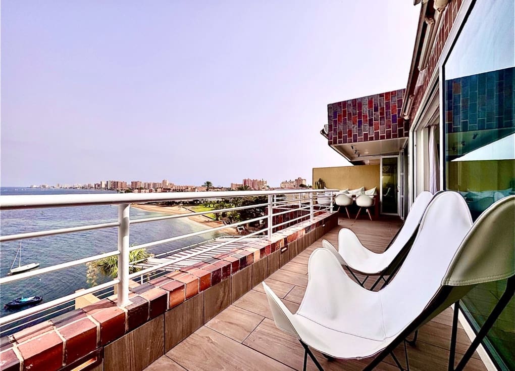 2 Zimmer Apartment zu verkaufen in La Manga del Mar Menor mit Pool - 360.000 € (Ref: 10000160)