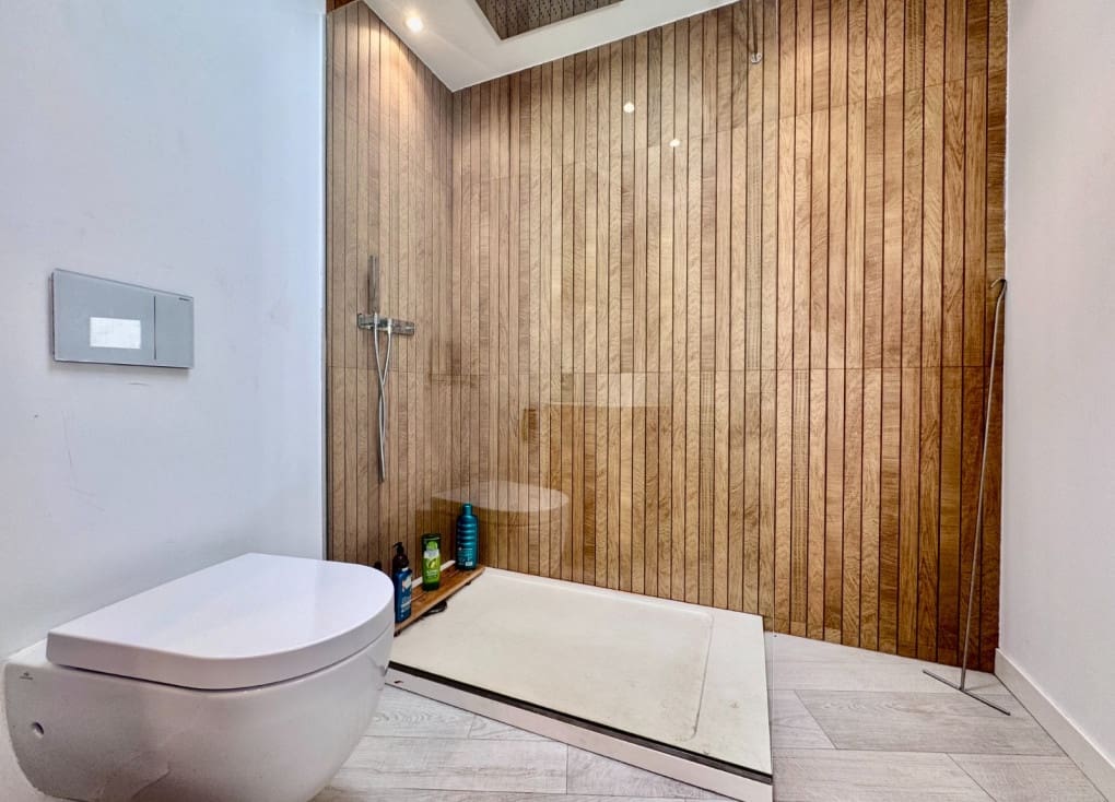 2 Zimmer Apartment zu verkaufen in La Manga del Mar Menor mit Pool - 360.000 € (Ref: 10000160)