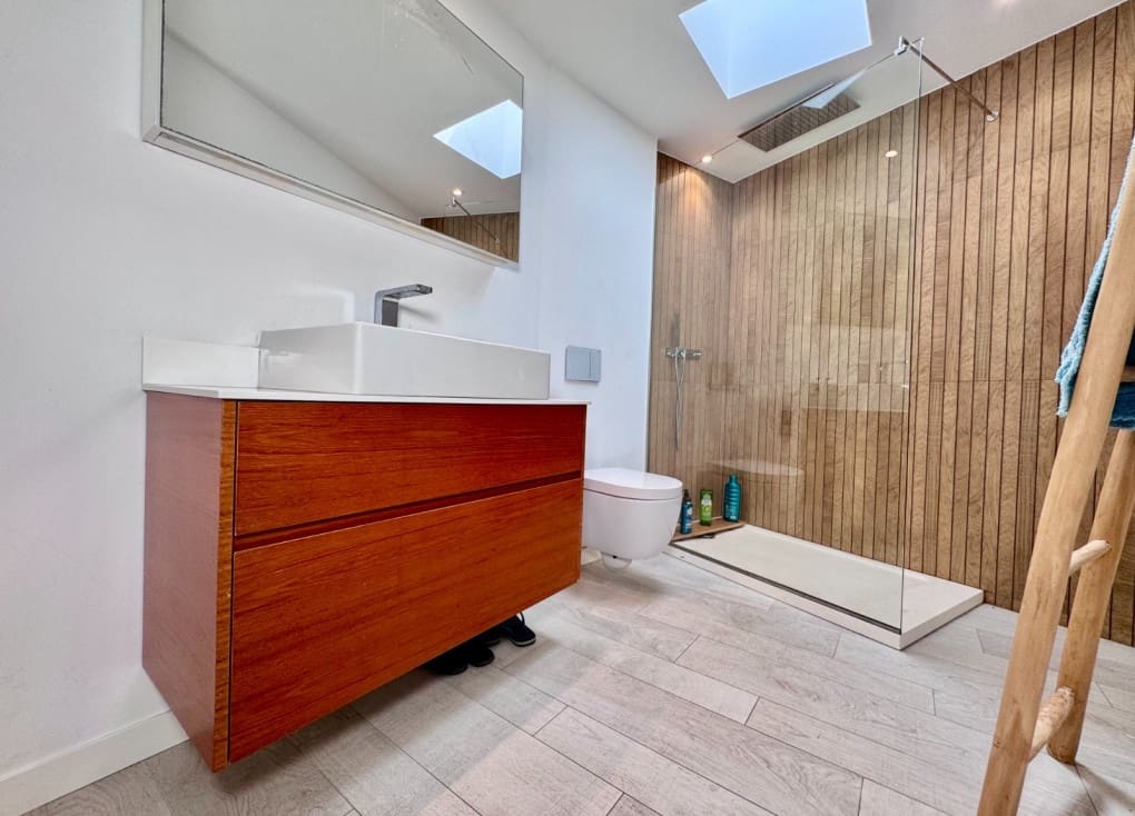 2 Zimmer Apartment zu verkaufen in La Manga del Mar Menor mit Pool - 360.000 € (Ref: 10000160)
