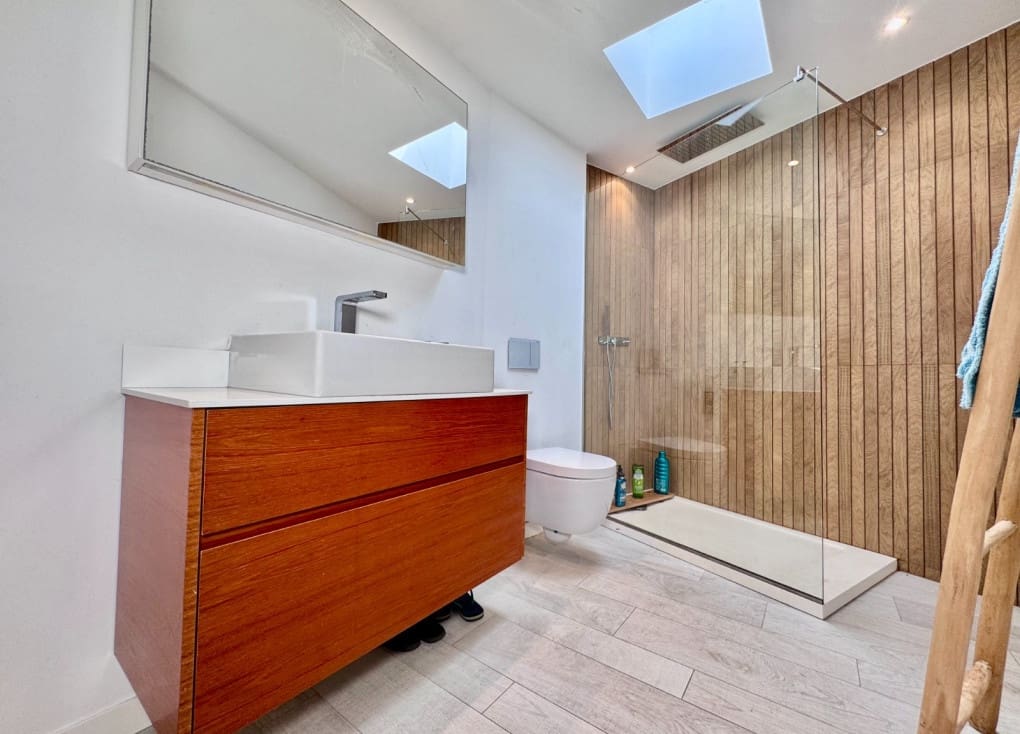 2 Zimmer Apartment zu verkaufen in La Manga del Mar Menor mit Pool - 360.000 € (Ref: 10000160)