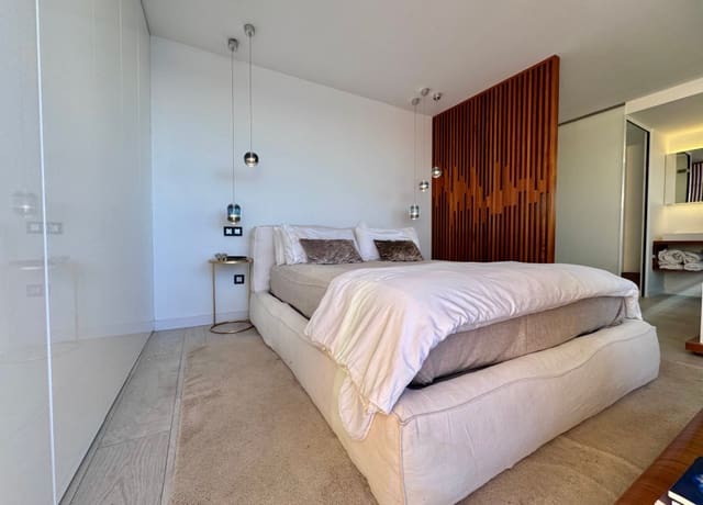 2 makuuhuone Huoneisto myytävänä paikassa La Manga del Mar Menor mukana uima-altaan - 360 000 € (Ref: 10000160)