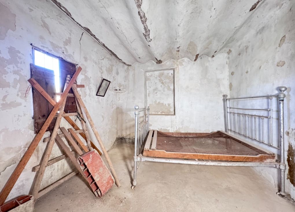Finca/Landgut zu verkaufen in Abaran - 73.000 € (Ref: 10004673)