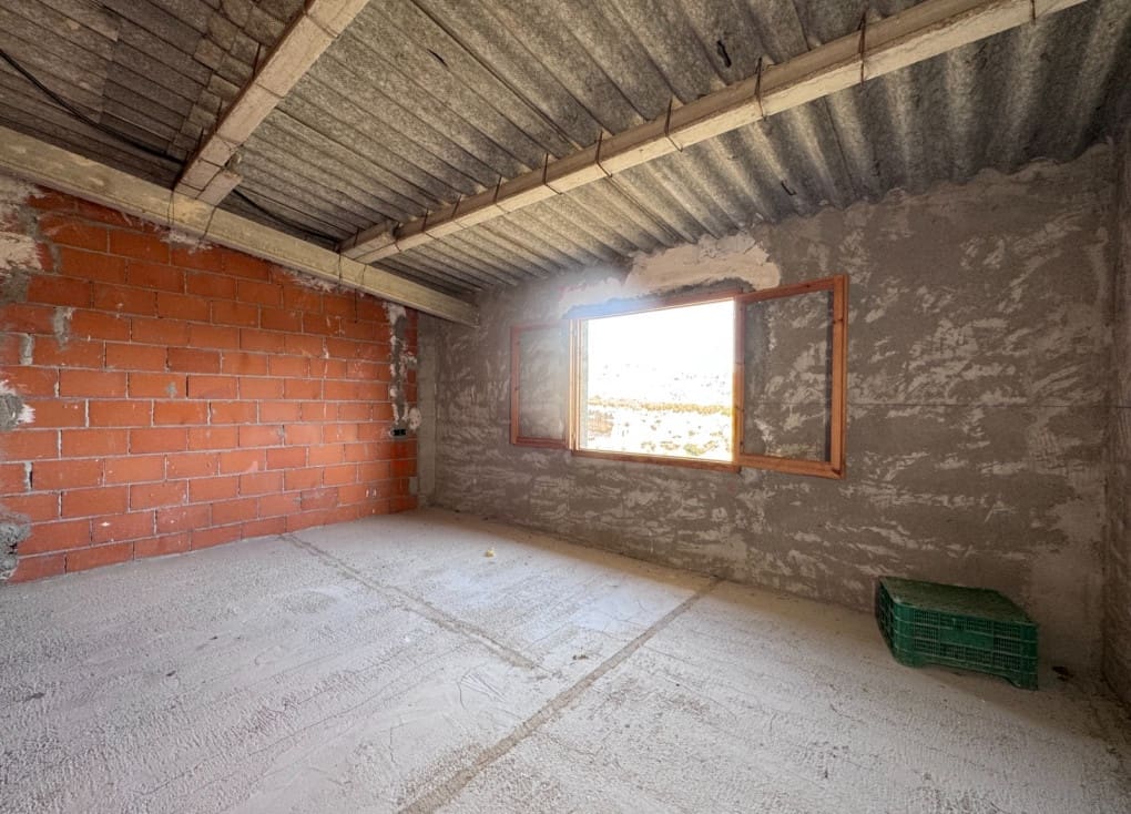 5 soveværelse Finca/Landehus til salg i Ricote med garage - € 95.000 (Ref: 10052026)