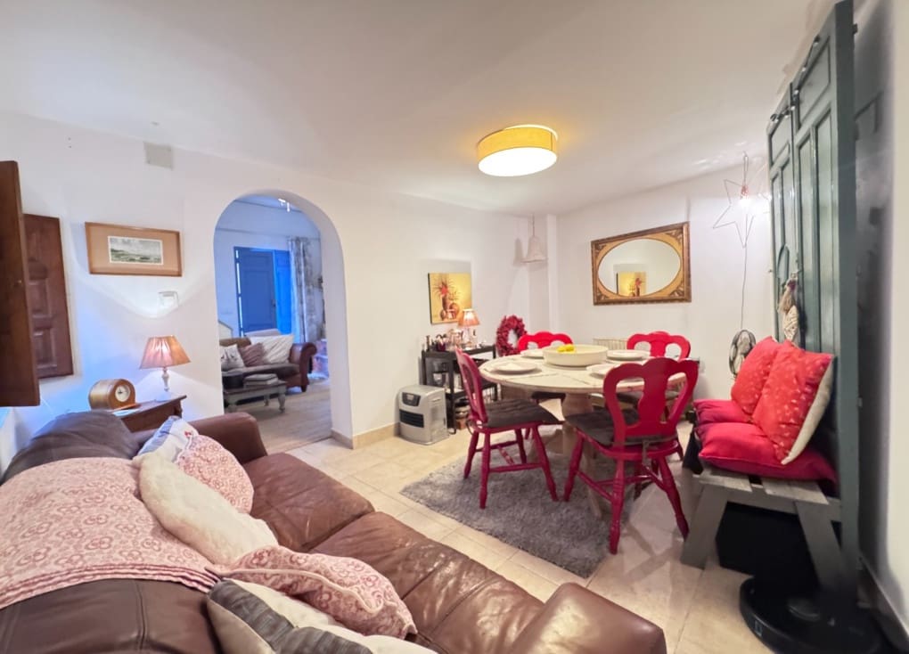 3 makuuhuone Omakotitalo myytävänä paikassa Blanca - 120 000 € (Ref: 10170034)