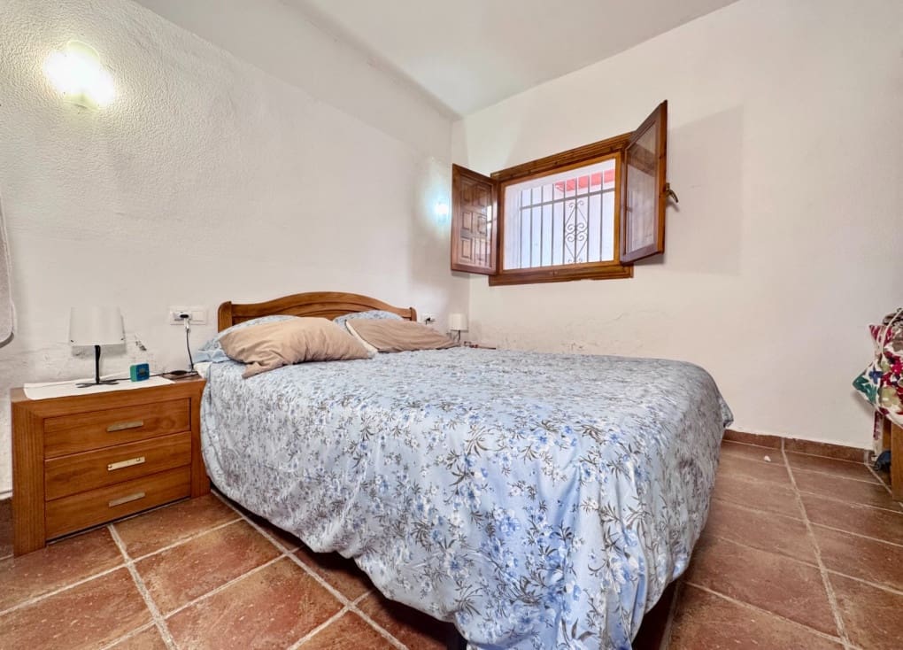8 bedroom Finca/Country House for sale in Bullas with pool - € 119,000 (Ref: 10182152)