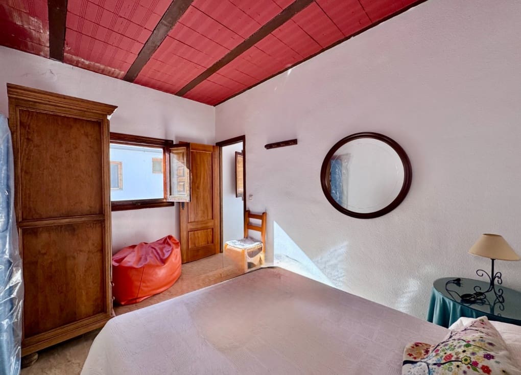 8 bedroom Finca/Country House for sale in Bullas with pool - € 119,000 (Ref: 10182152)