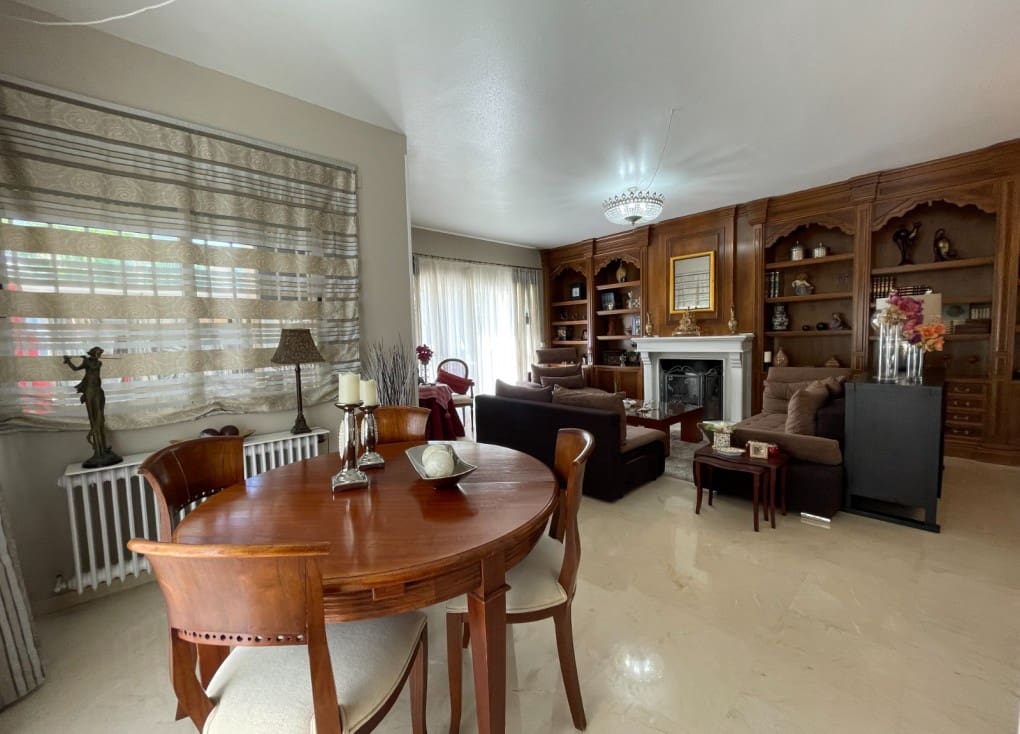 6 soveværelse Finca/Landehus til salg i Cieza med swimmingpool garage - € 479.000 (Ref: 7708221)