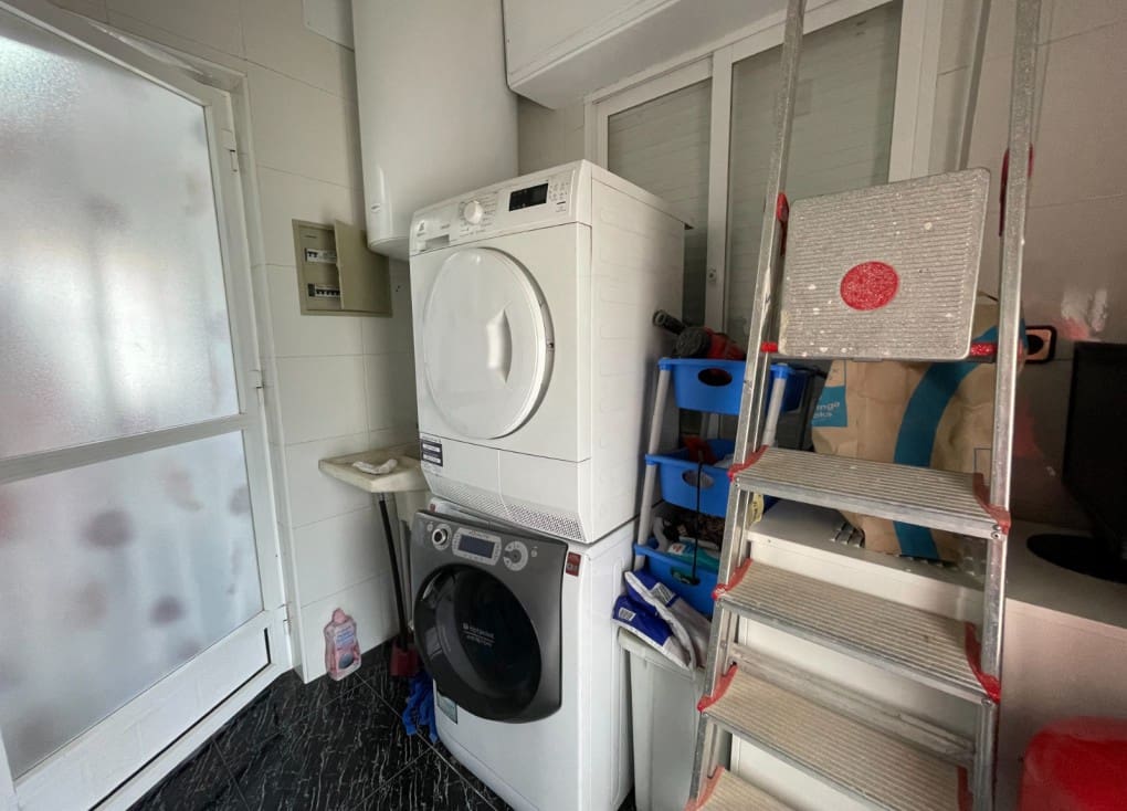 6 soveværelse Finca/Landehus til salg i Cieza med swimmingpool garage - € 479.000 (Ref: 7708221)