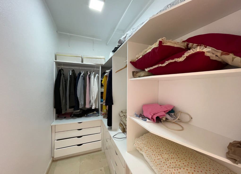 6 soveværelse Finca/Landehus til salg i Cieza med swimmingpool garage - € 479.000 (Ref: 7708221)