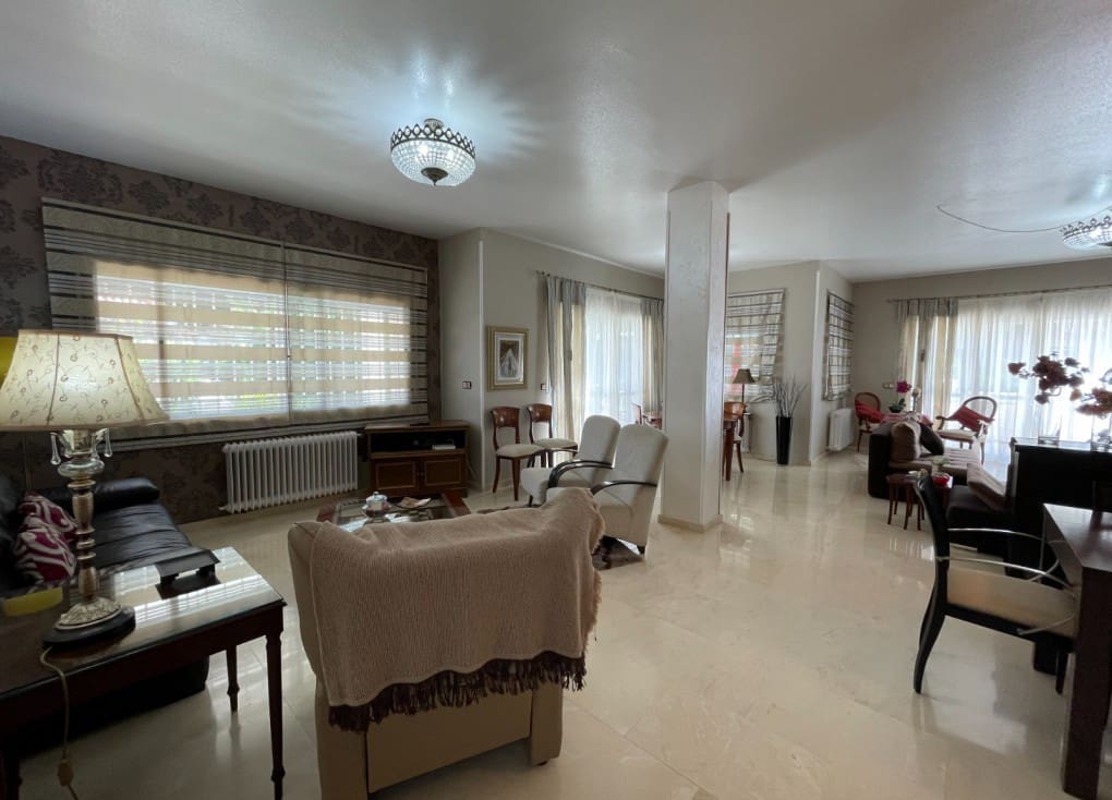 6 soveværelse Finca/Landehus til salg i Cieza med swimmingpool garage - € 479.000 (Ref: 7708221)