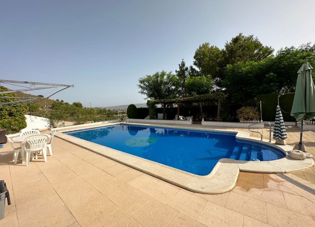 Finca/Casa Rural de 4 habitaciones en Abarán en venta con piscina garaje - 215.000 € (Ref: 7737031)