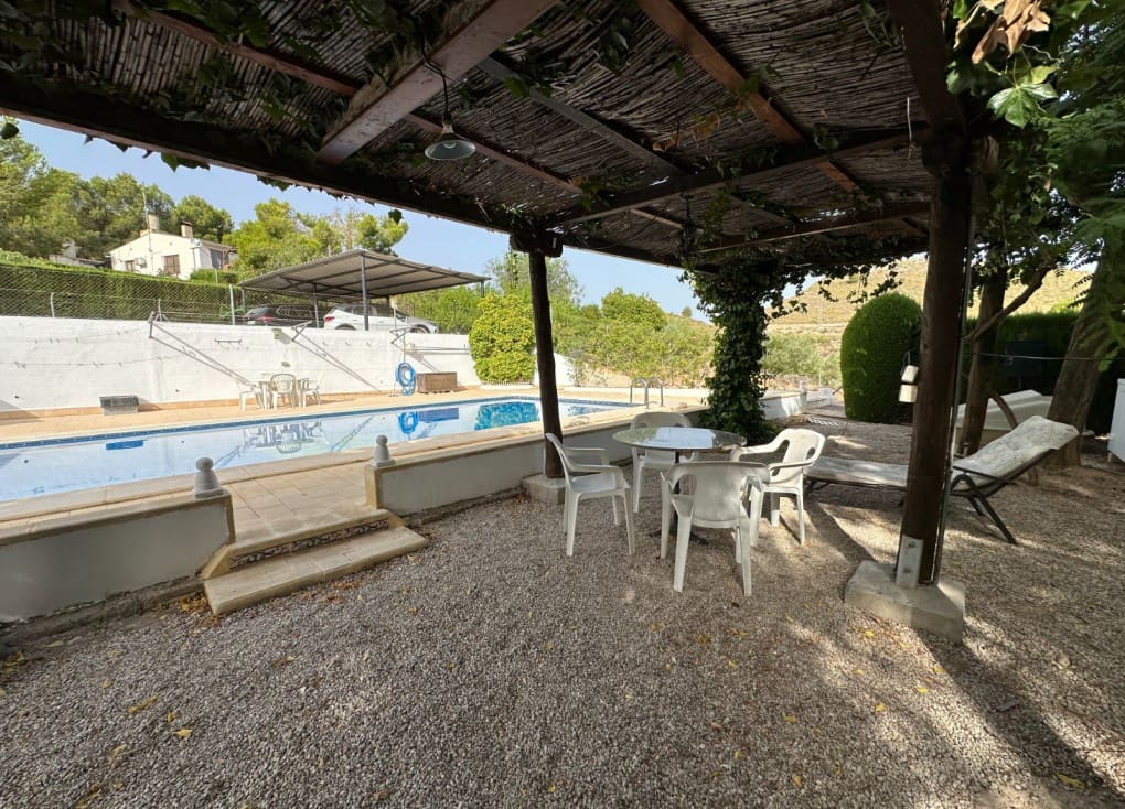 Finca/Casa Rural de 4 habitaciones en Abarán en venta con piscina garaje - 215.000 € (Ref: 7737031)