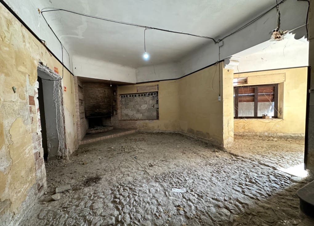 9 sovrum Hus till salu i Blanca med garage - 200 000 € (Ref: 8096210)