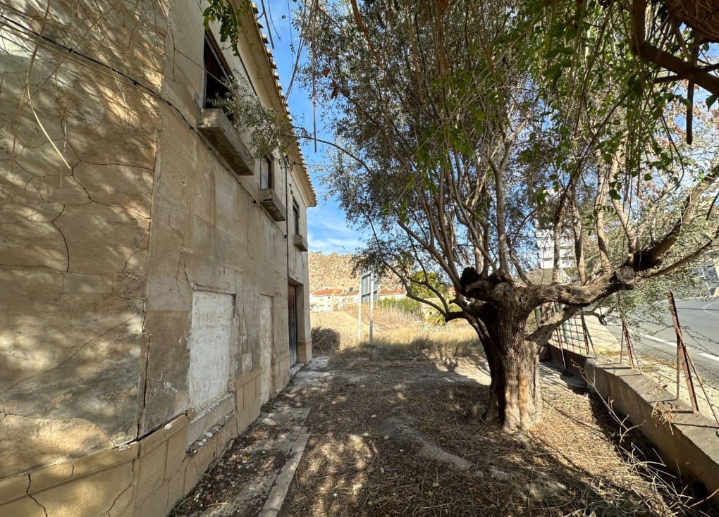 9 sovrum Hus till salu i Blanca med garage - 200 000 € (Ref: 8096210)