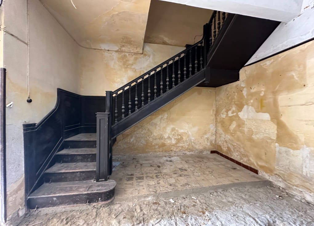 9 sovrum Hus till salu i Blanca med garage - 200 000 € (Ref: 8096210)