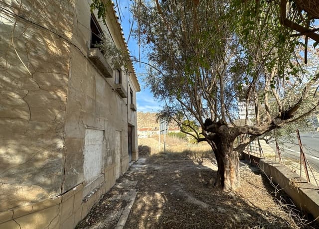 9 sovrum Hus till salu i Blanca med garage - 200 000 € (Ref: 8096210)