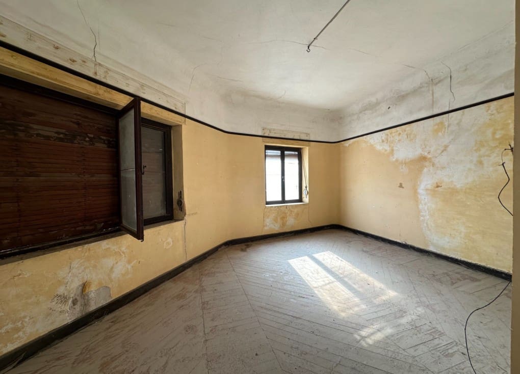 9 sovrum Hus till salu i Blanca med garage - 200 000 € (Ref: 8096210)