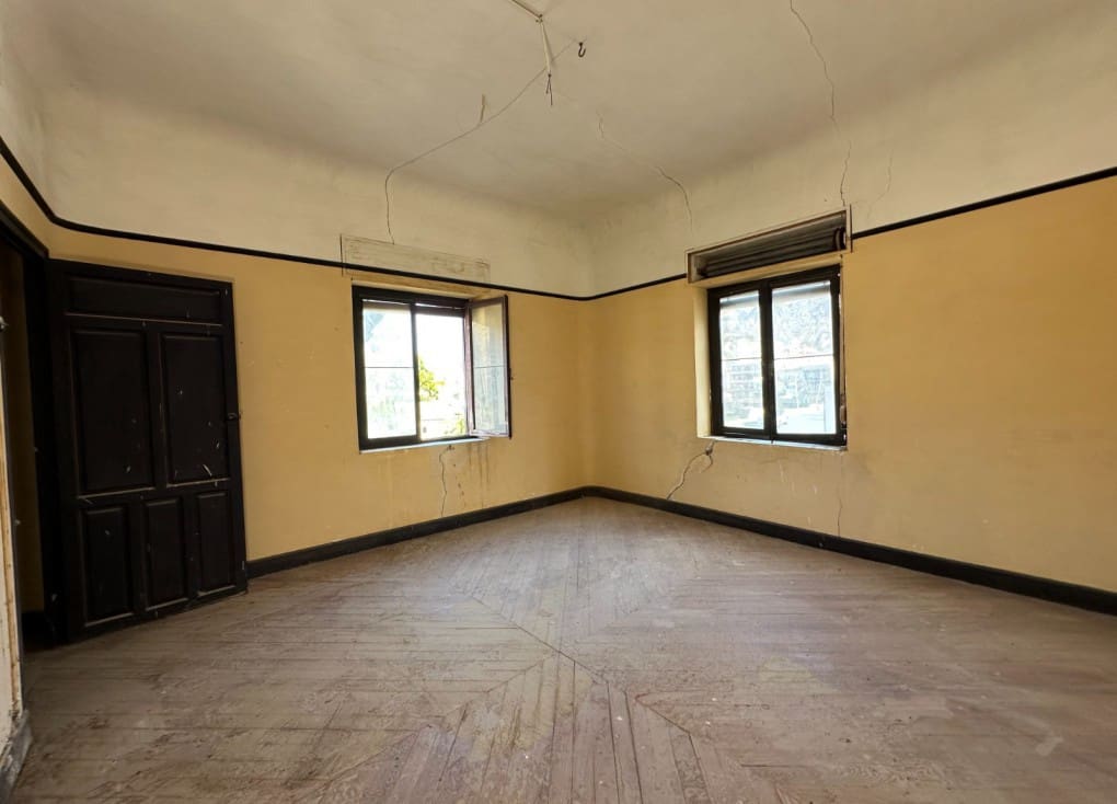 9 sovrum Hus till salu i Blanca med garage - 200 000 € (Ref: 8096210)