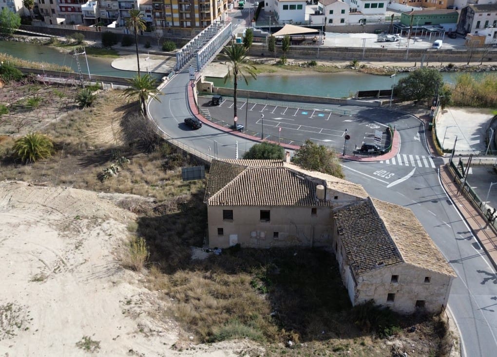 9 sovrum Hus till salu i Blanca med garage - 200 000 € (Ref: 8096210)