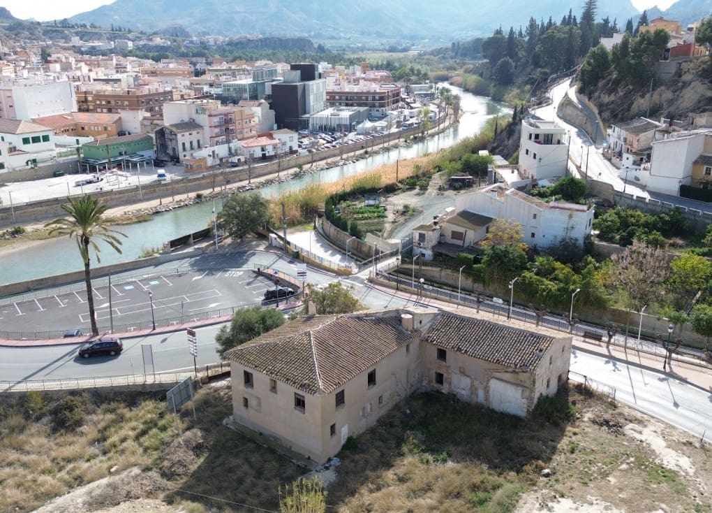 9 sovrum Hus till salu i Blanca med garage - 200 000 € (Ref: 8096210)