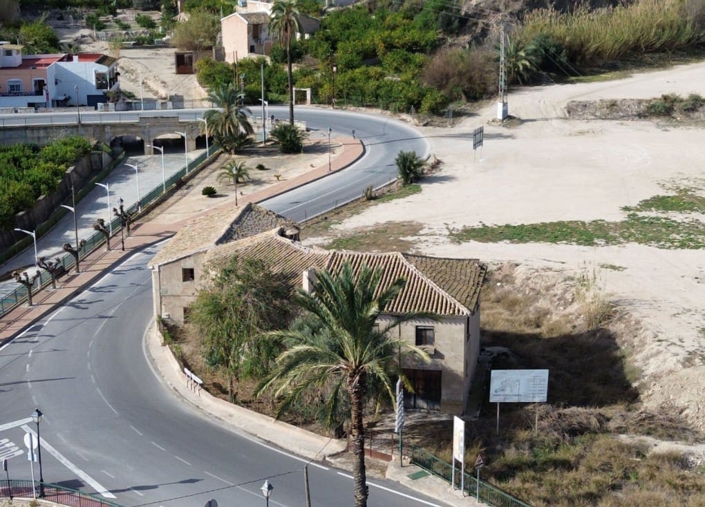 9 sovrum Hus till salu i Blanca med garage - 200 000 € (Ref: 8096210)