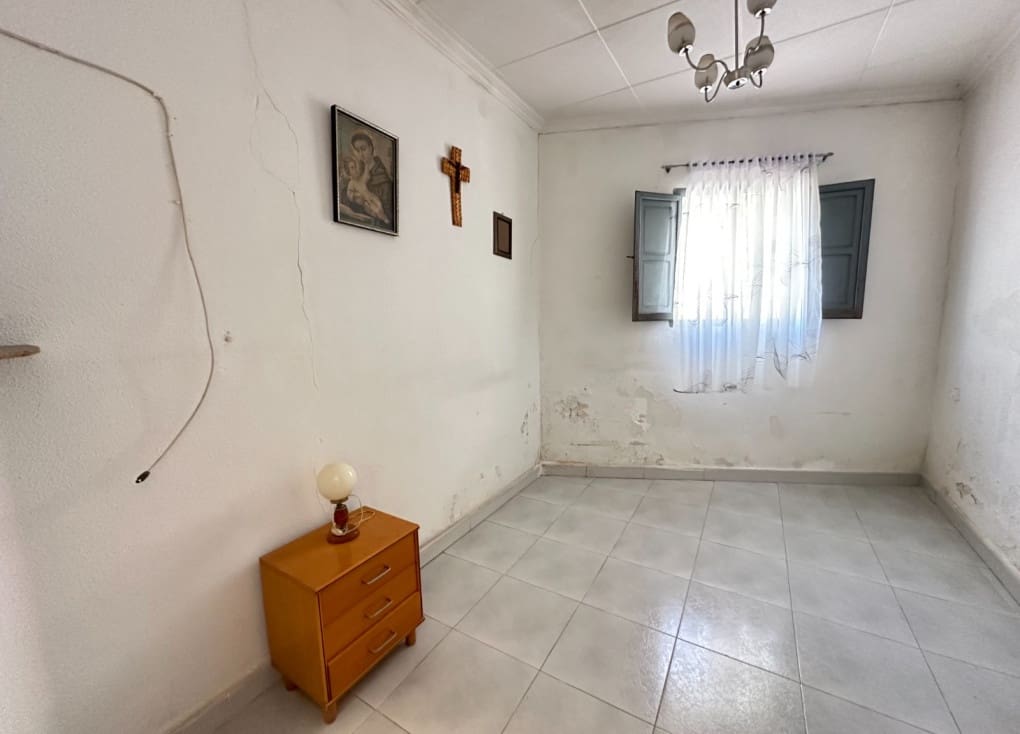 3 soveværelse Byhus til salg i Blanca - € 37.000 (Ref: 8324474)