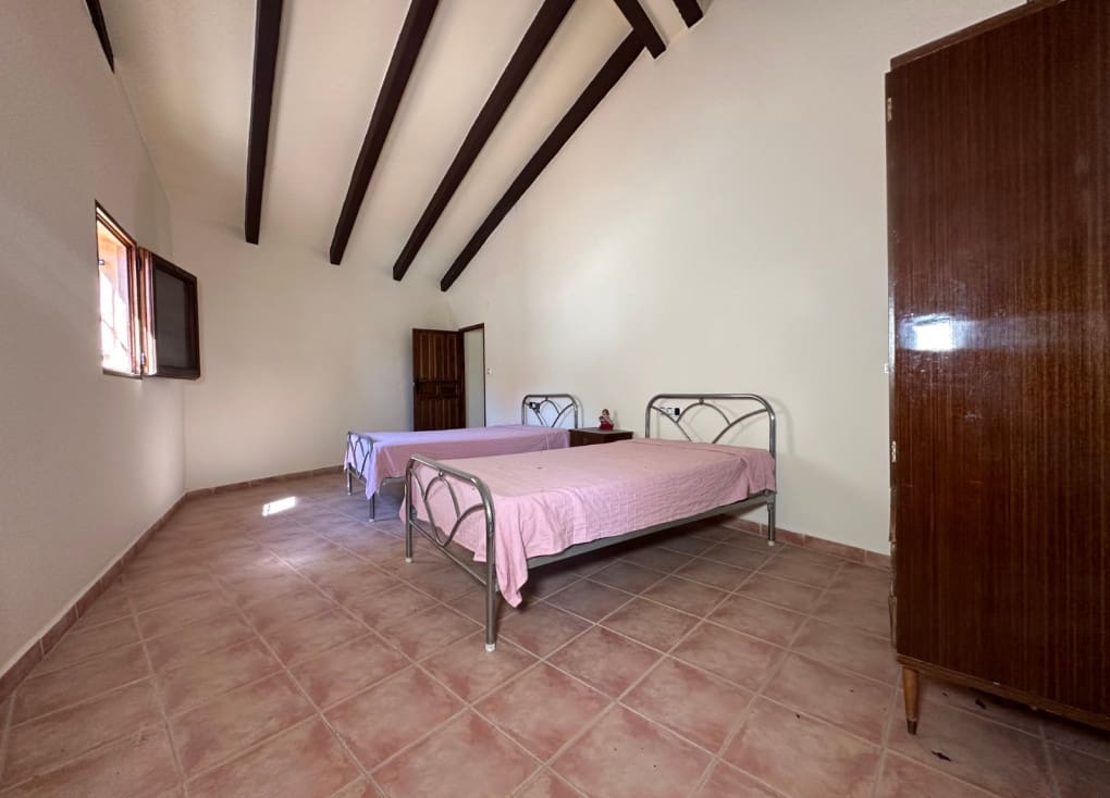 8 soveværelse Byhus til salg i Cehegin - € 72.000 (Ref: 8597747)