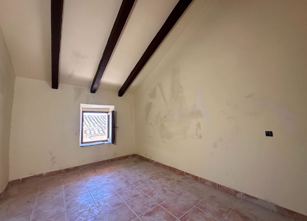 8 soveværelse Byhus til salg i Cehegin - € 72.000 (Ref: 8597747)