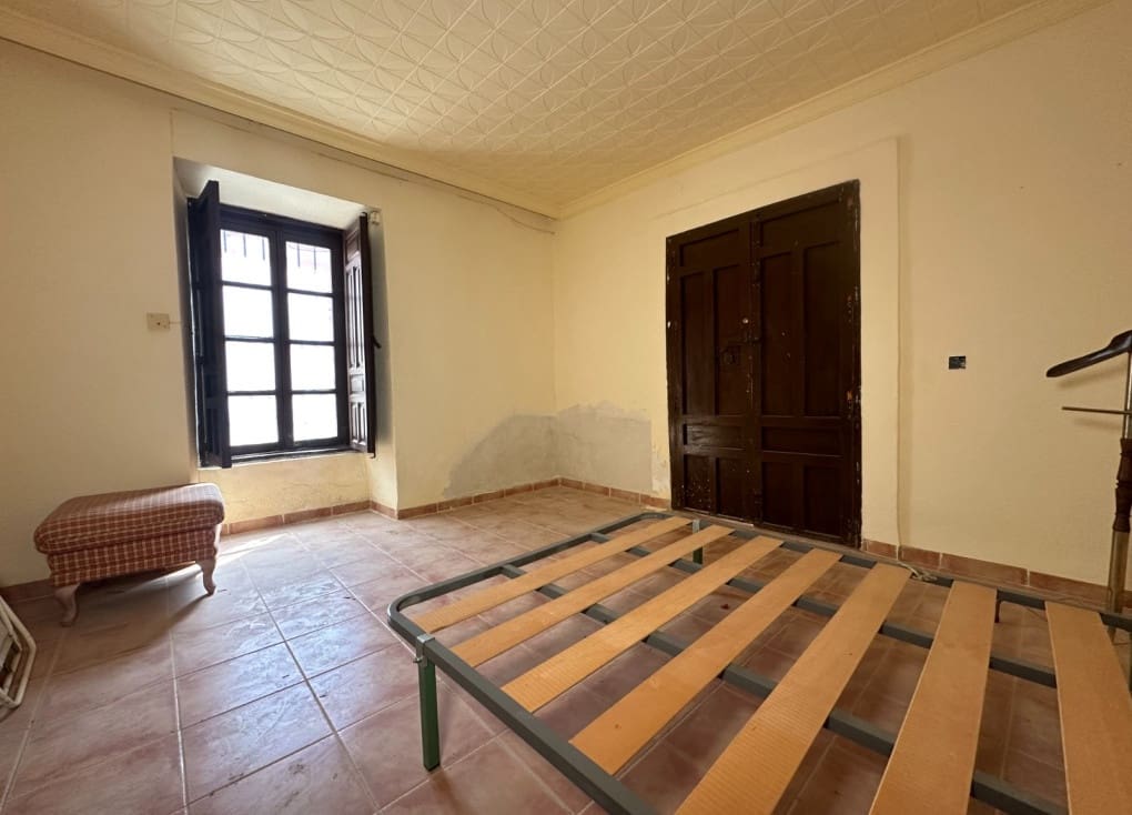 8 soveværelse Byhus til salg i Cehegin - € 72.000 (Ref: 8597747)