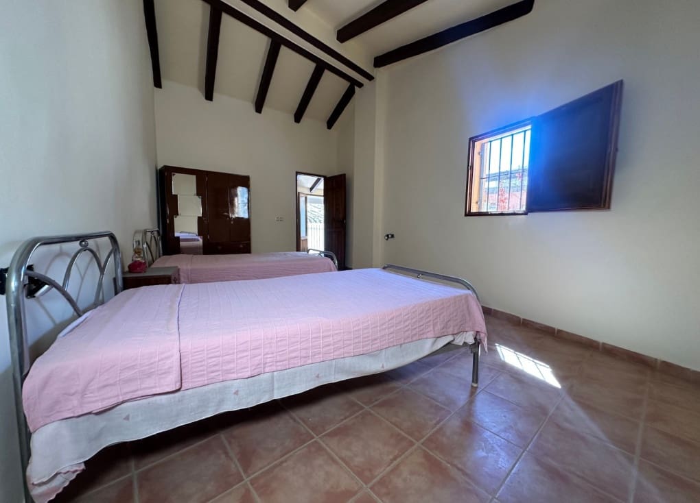 8 soveværelse Byhus til salg i Cehegin - € 72.000 (Ref: 8597747)