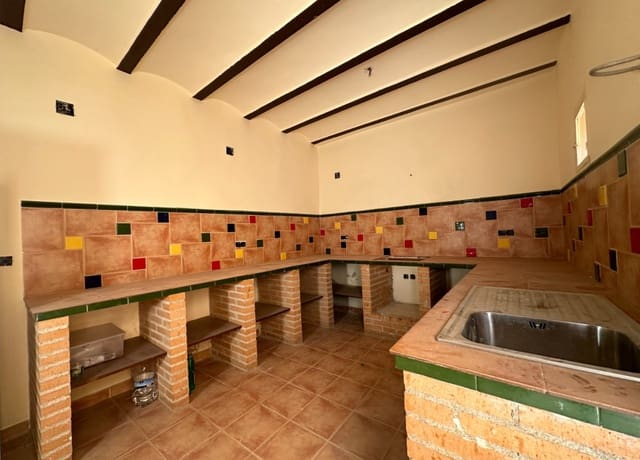 8 bedroom Townhouse for sale in Cehegín - € 72,000 (Ref: 8597747)