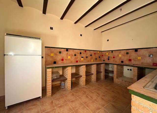 8 bedroom Townhouse for sale in Cehegín - € 72,000 (Ref: 8597747)