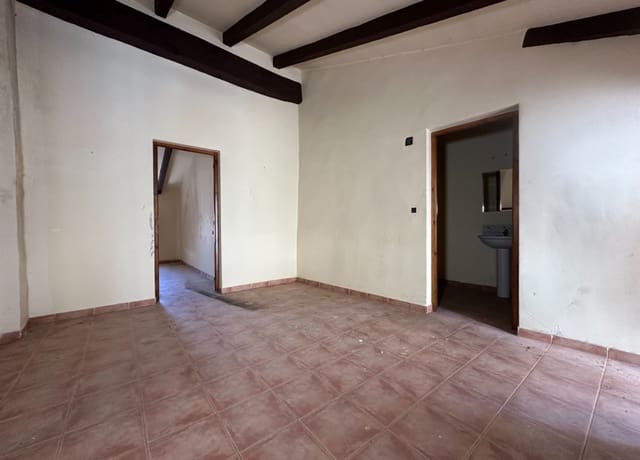 8 bedroom Townhouse for sale in Cehegín - € 72,000 (Ref: 8597747)