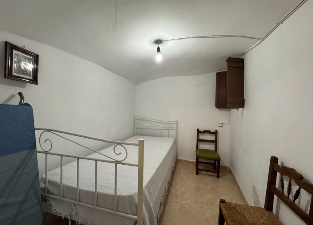 4 soveværelse Villa til salg i Blanca med garage - € 109.000 (Ref: 8609154)