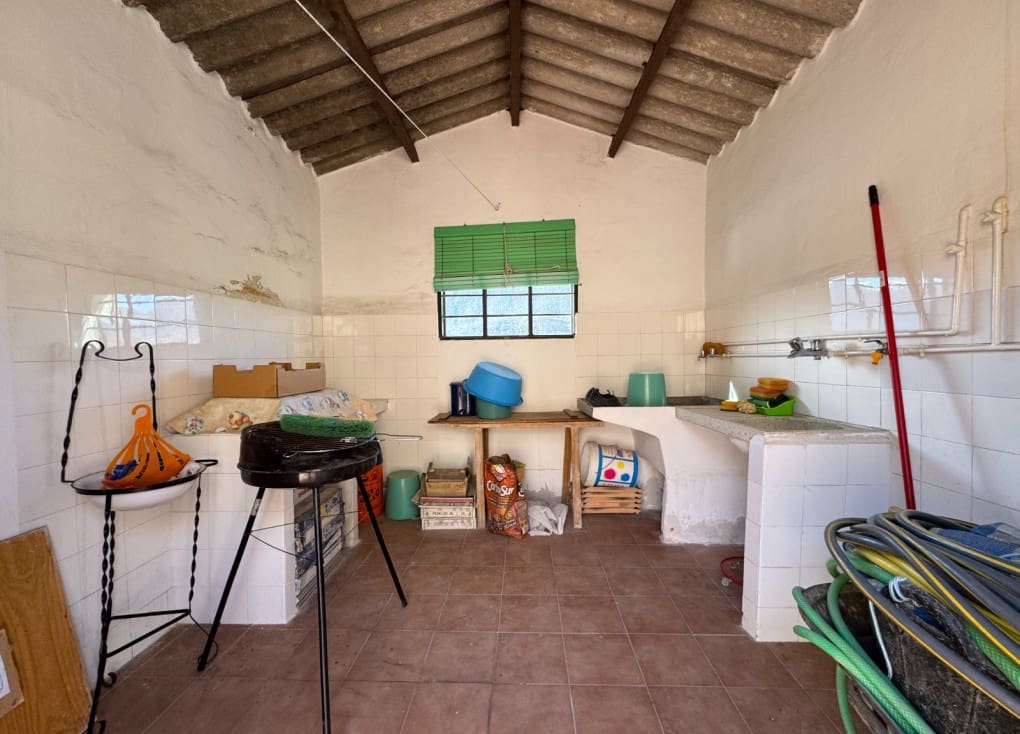 4 soveværelse Villa til salg i Blanca med garage - € 109.000 (Ref: 8609154)