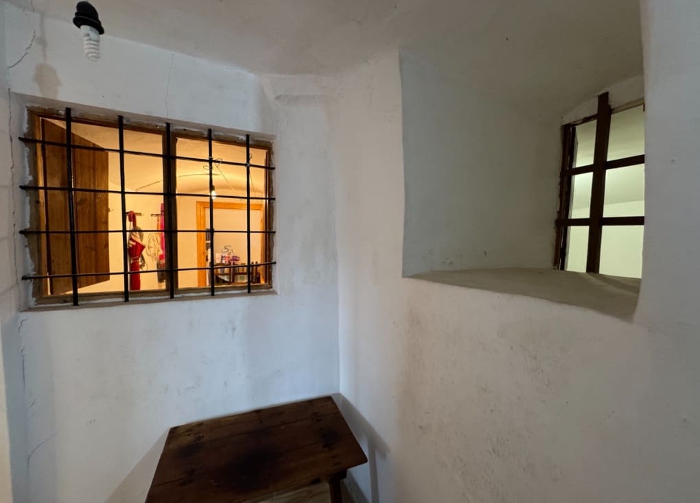 4 soveværelse Villa til salg i Blanca med garage - € 109.000 (Ref: 8609154)