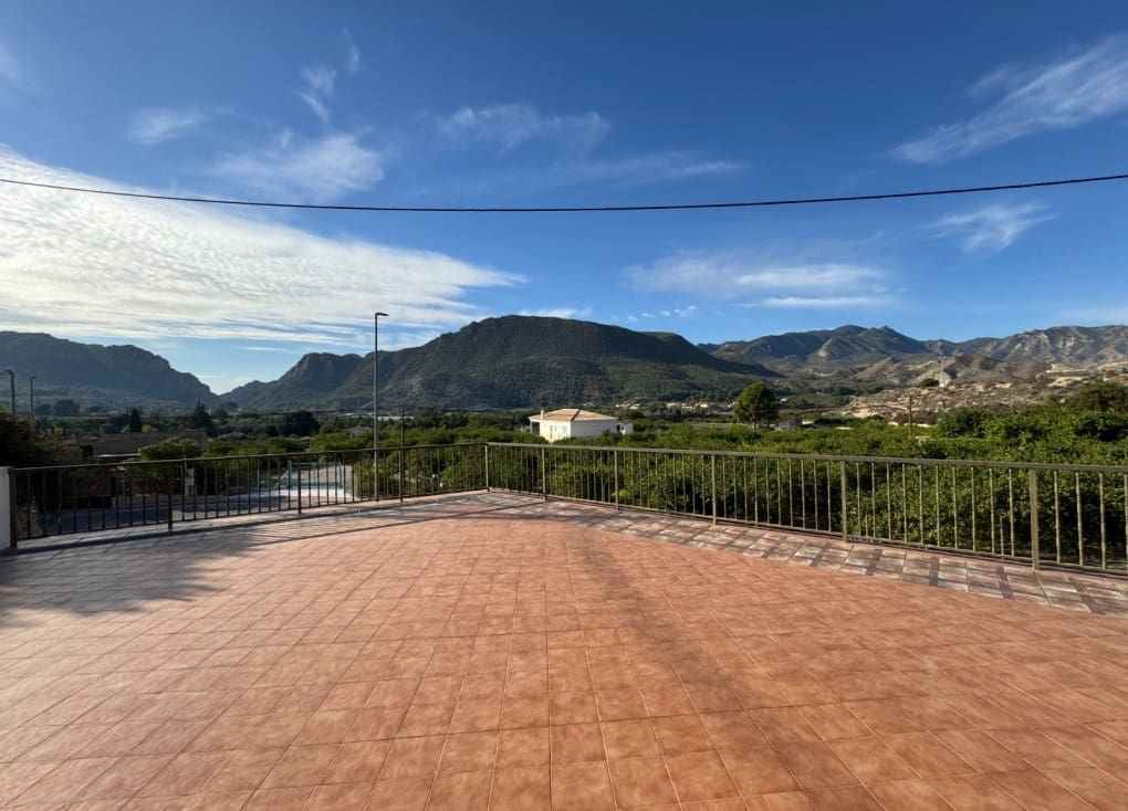 4 soveværelse Villa til salg i Blanca med garage - € 109.000 (Ref: 8609154)