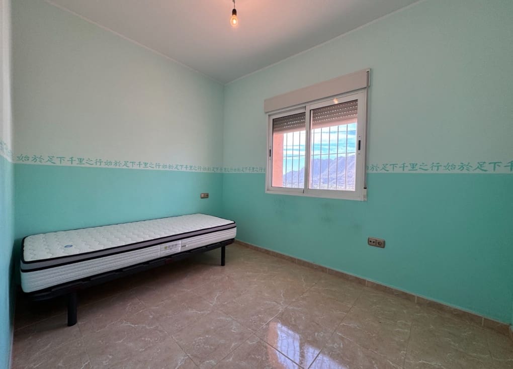 4 soveværelse Villa til salg i Blanca med garage - € 109.000 (Ref: 8609154)