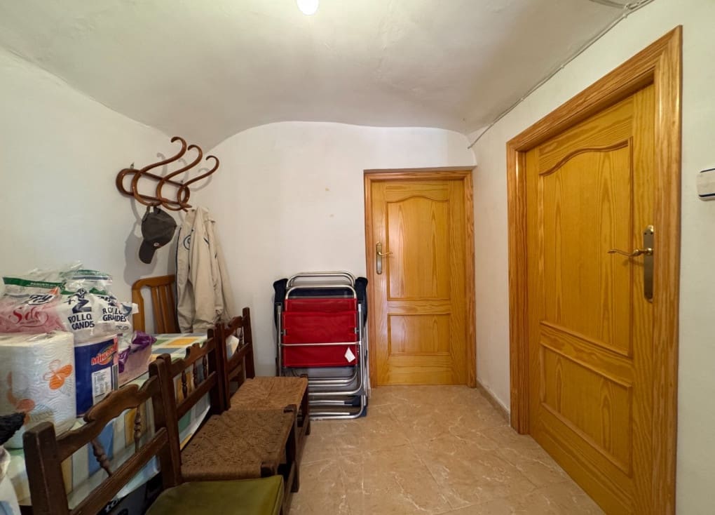 4 soveværelse Villa til salg i Blanca med garage - € 109.000 (Ref: 8609154)