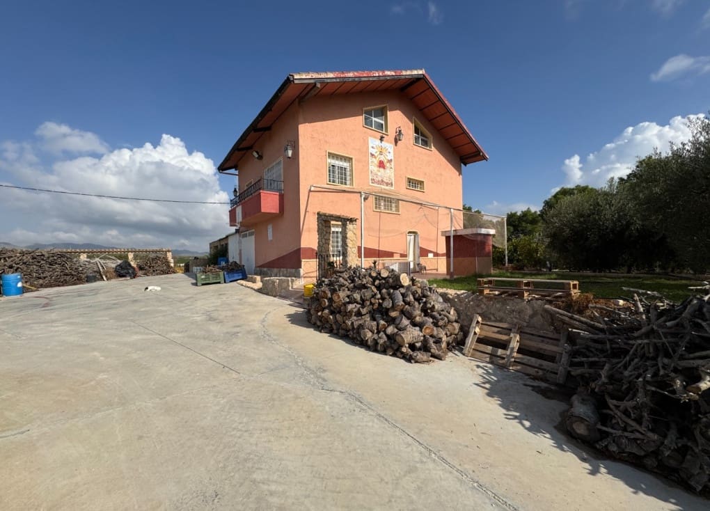 7 soveværelse Finca/Landehus til salg i Cieza med garage - € 531.000 (Ref: 8734421)
