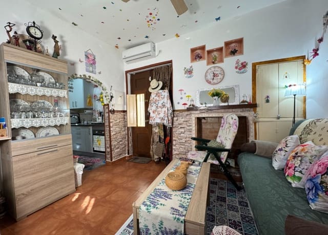 2 bedroom Townhouse for sale in Blanca - € 69,000 (Ref: 8814656)