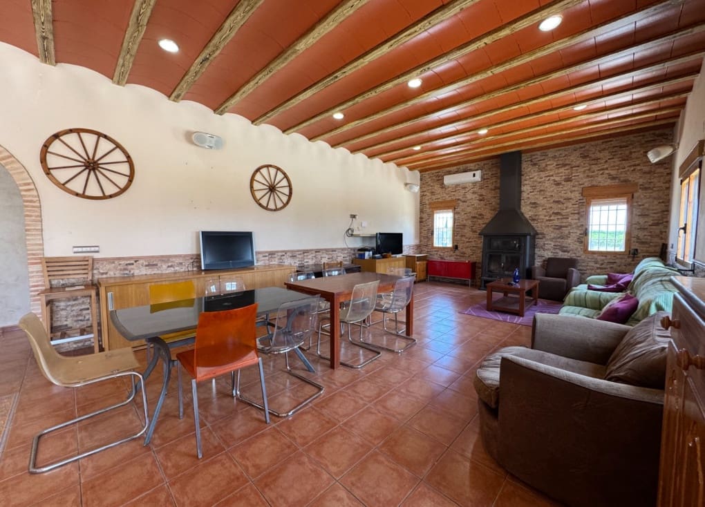 4 soveværelse Finca/Landehus til salg i Molina de Segura med swimmingpool garage - € 430.000 (Ref: 8956209)