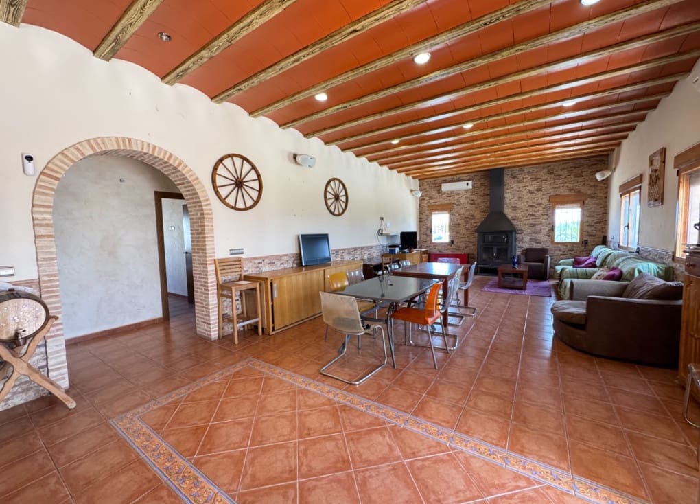 4 soveværelse Finca/Landehus til salg i Molina de Segura med swimmingpool garage - € 430.000 (Ref: 8956209)