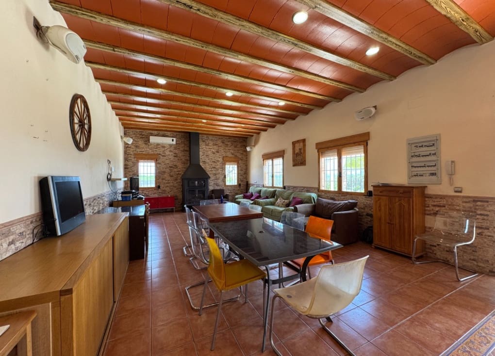 4 soveværelse Finca/Landehus til salg i Molina de Segura med swimmingpool garage - € 430.000 (Ref: 8956209)