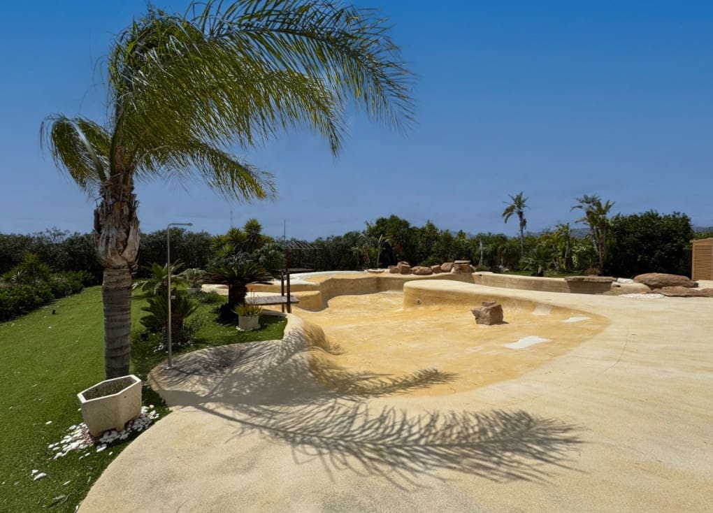 4 soveværelse Finca/Landehus til salg i Molina de Segura med swimmingpool garage - € 430.000 (Ref: 8956209)