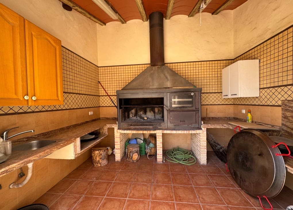 4 soveværelse Finca/Landehus til salg i Molina de Segura med swimmingpool garage - € 430.000 (Ref: 8956209)