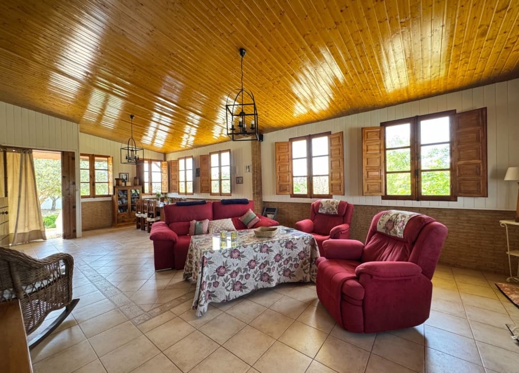 5 soveværelse Finca/Landehus til salg i Molina de Segura med swimmingpool garage - € 375.000 (Ref: 9043938)