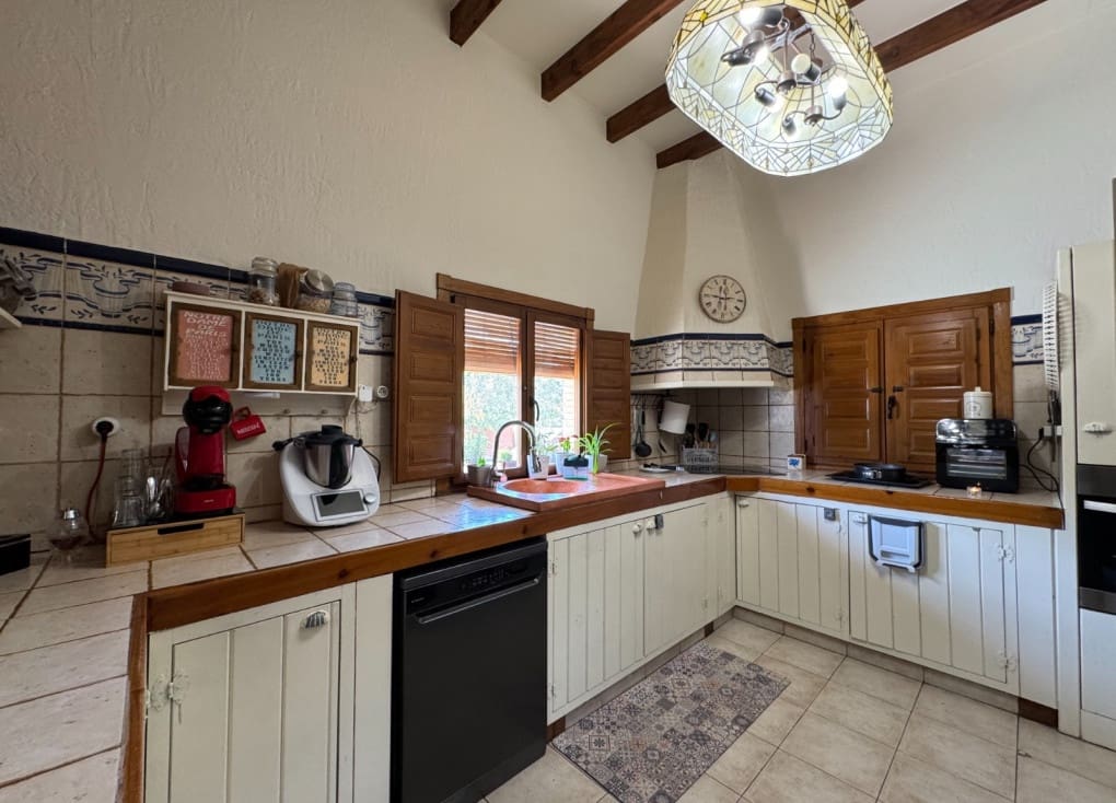 5 soveværelse Finca/Landehus til salg i Molina de Segura med swimmingpool garage - € 375.000 (Ref: 9043938)