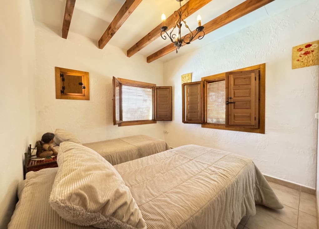 5 soveværelse Finca/Landehus til salg i Molina de Segura med swimmingpool garage - € 375.000 (Ref: 9043938)